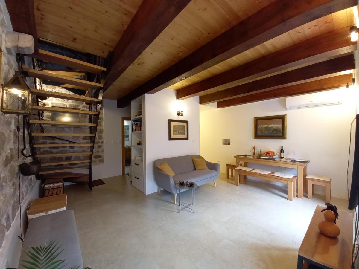 Romantic Stone House By The Sea **** Kotor Exterior foto